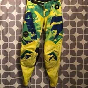 SHIFT MX ride club size 30 pants